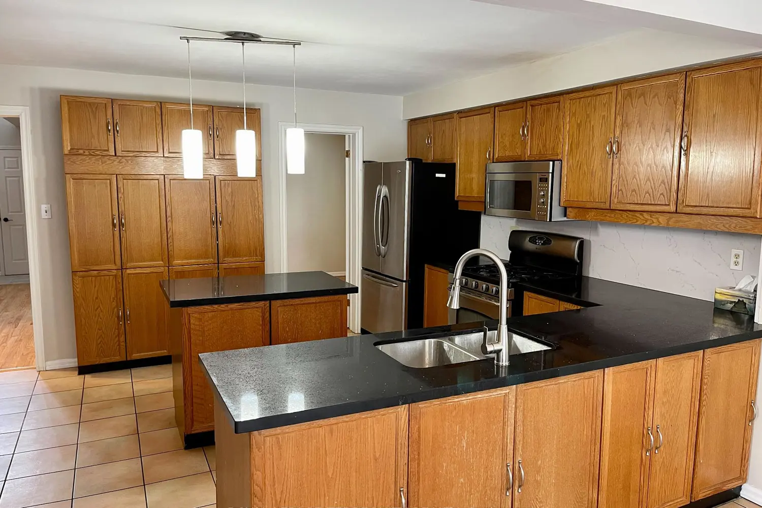 Additional image 4 of 1328 Eddie Shain Drive