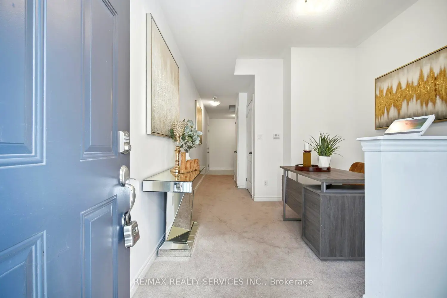 47 Tiveron Avenue photo 4