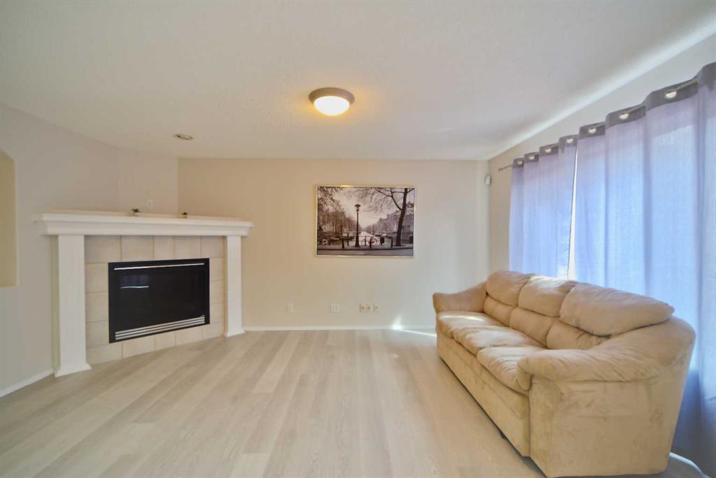 Additional image 5 of 133 Panamount Court NW, Calgary, AB, T3K 5S1