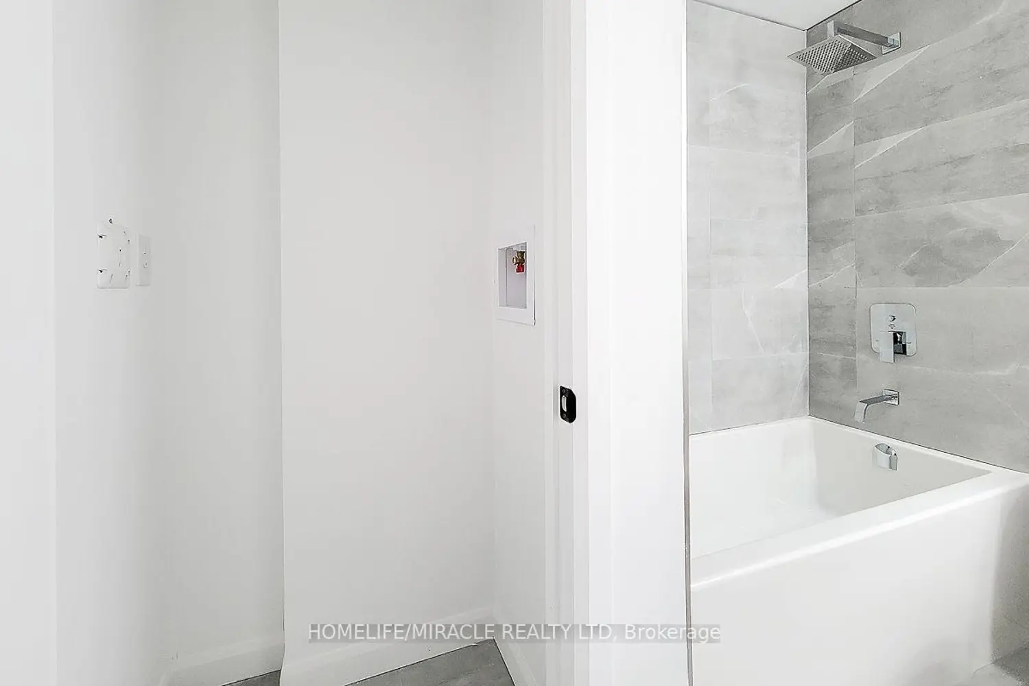 Additional image 18 of 7 Erie Avenue 609