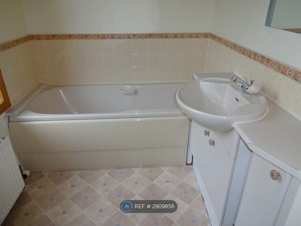 Additional image 8 of 4 bed terraced house to rentTaylors Lane, Dundee DD2