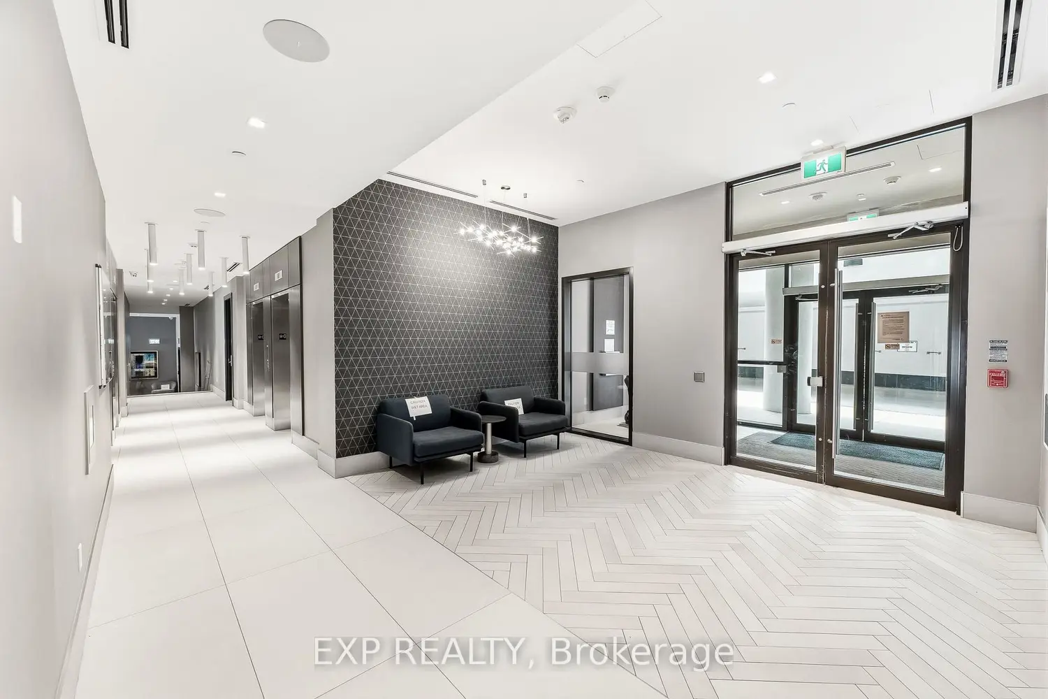 Additional image 3 of 2550 Simcoe Street 1713