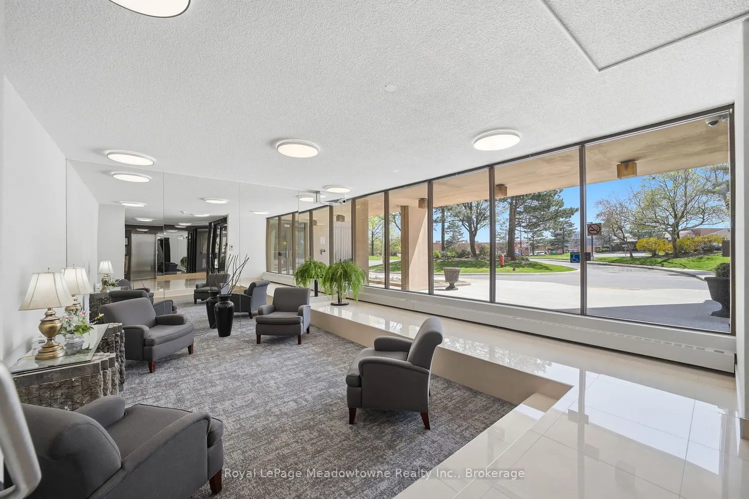 Additional image 3 of 2929 Aquitaine Avenue 215