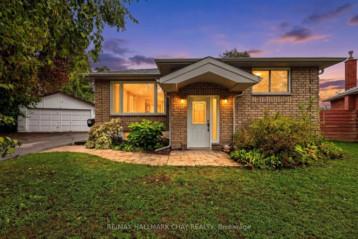29 Oakley Park Square
