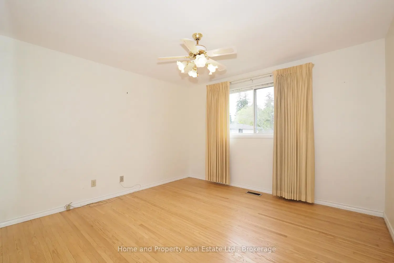 Additional image 8 of 76 Cloverdale Crescent