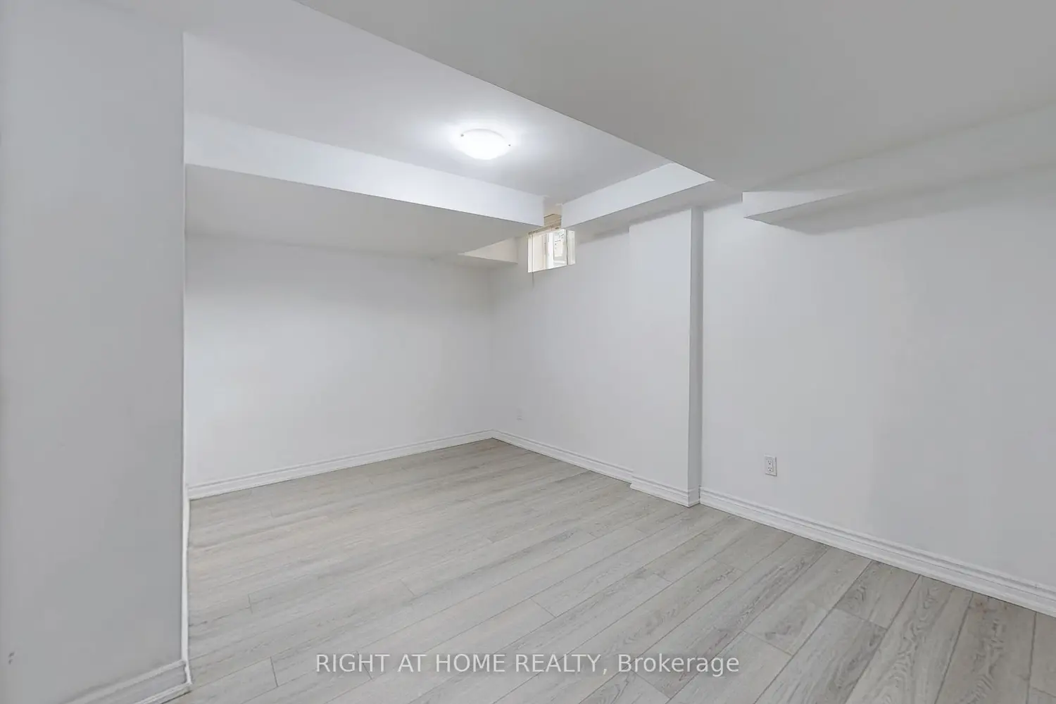Additional image 19 of 5301 Heritage Hills Boulevard