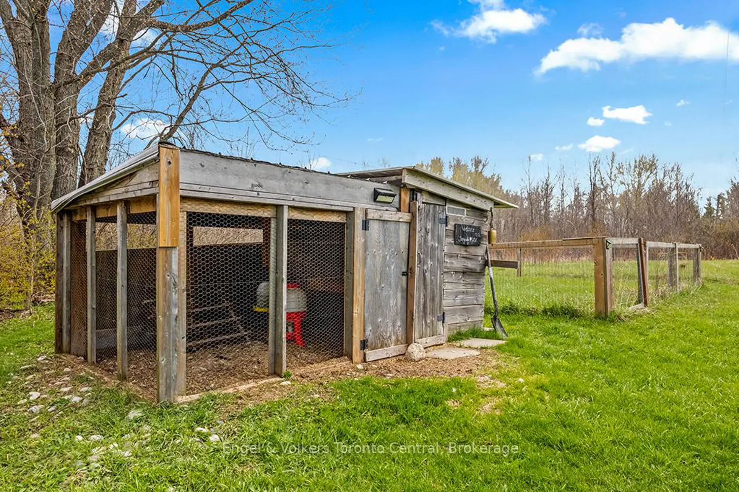 Additional image 19 of 122459 Grey Road 5