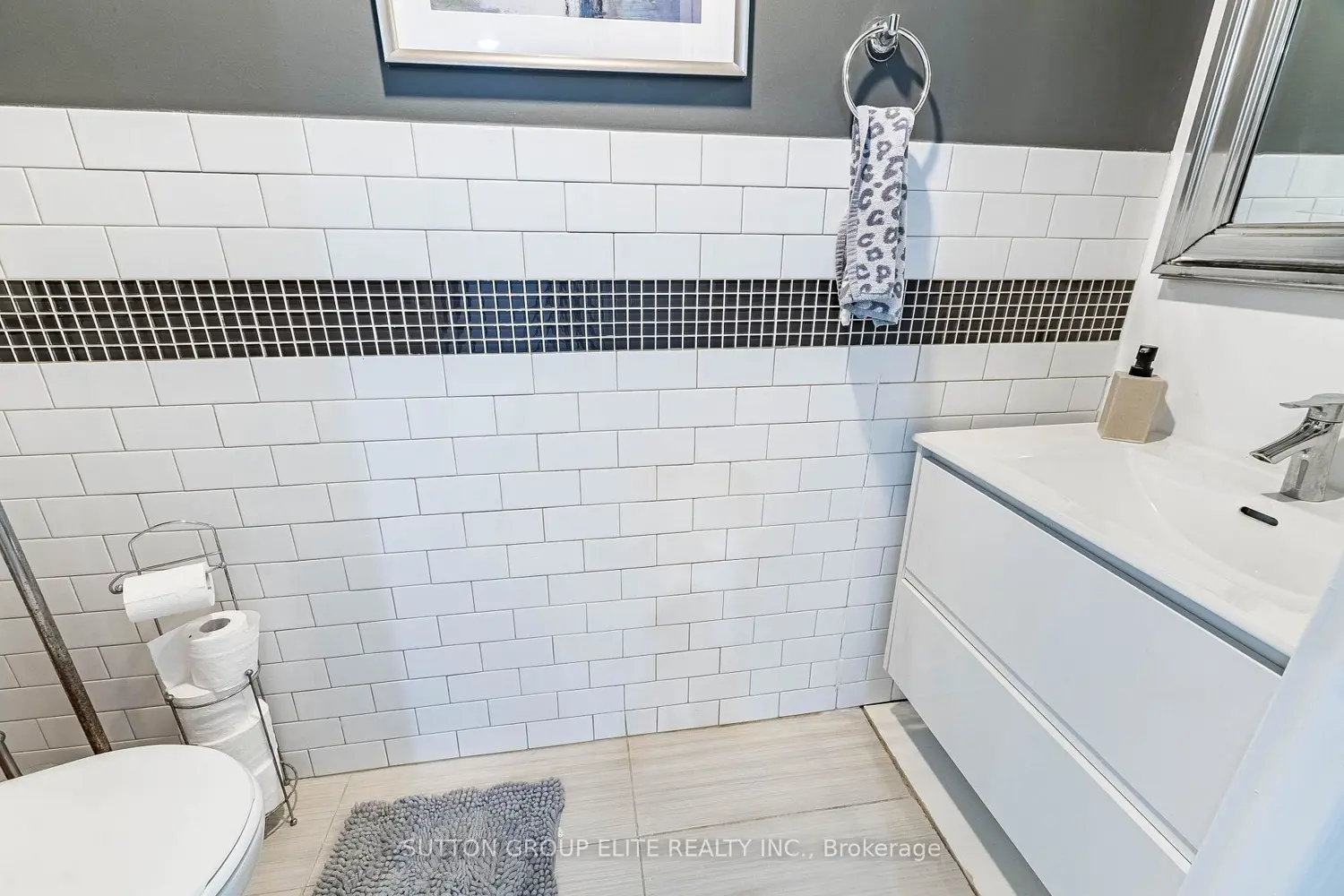 Additional image 20 of 2091 Hurontario Street 307