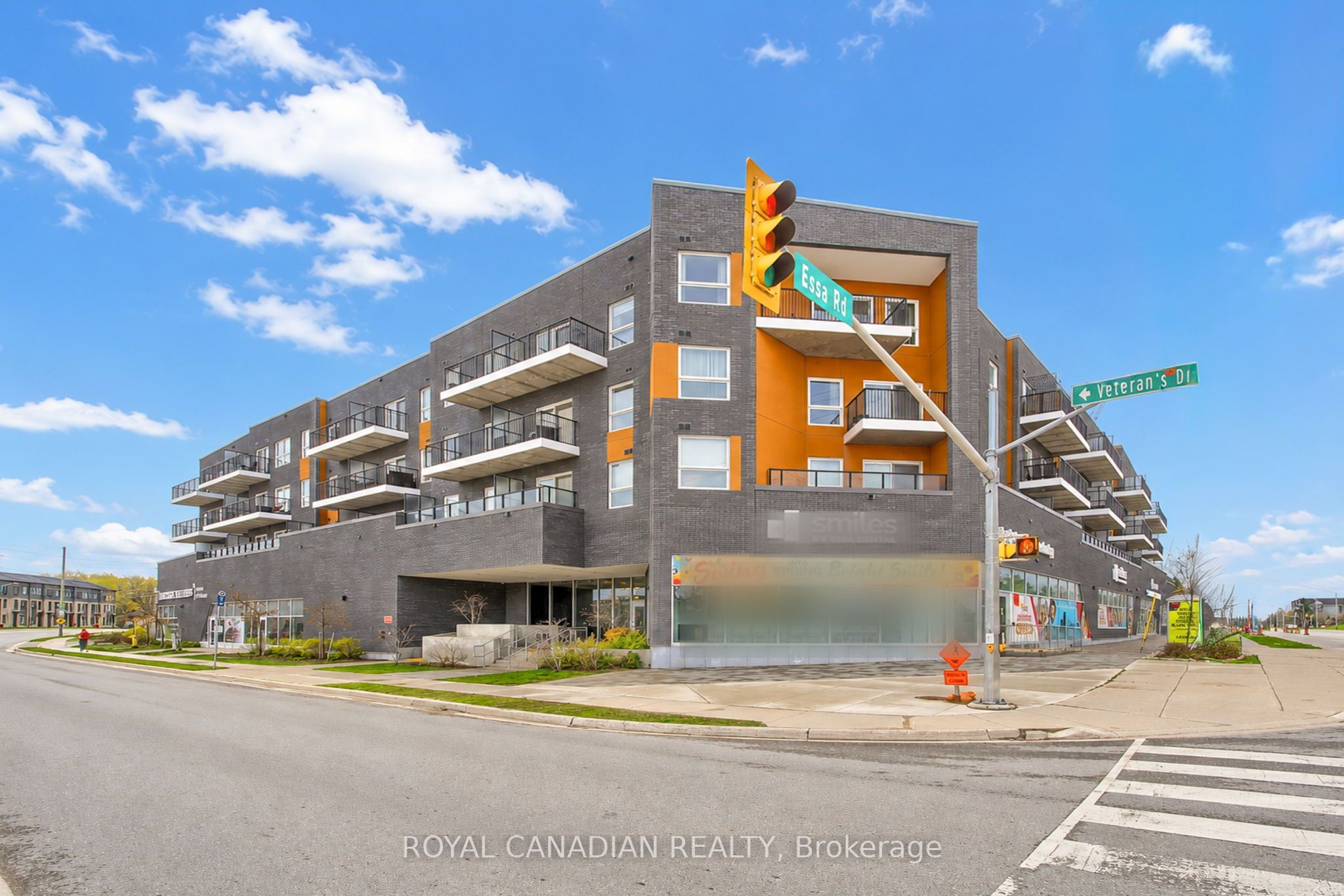 418-430 Essa Road, Barrie, ON, L9J 0M1