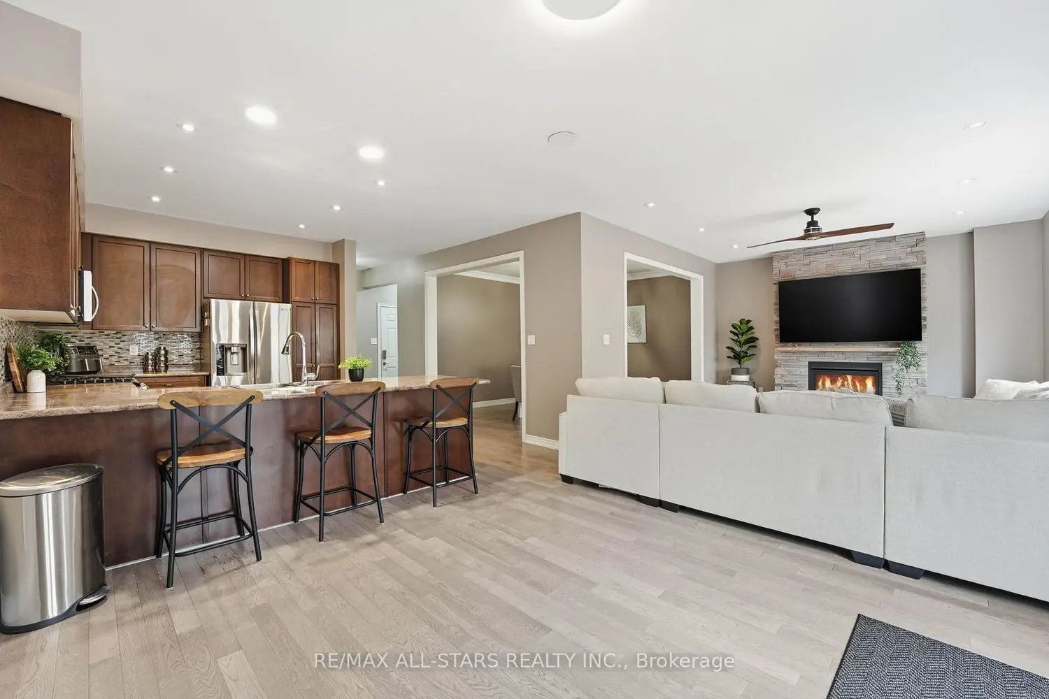71 Scotia Road photo 2