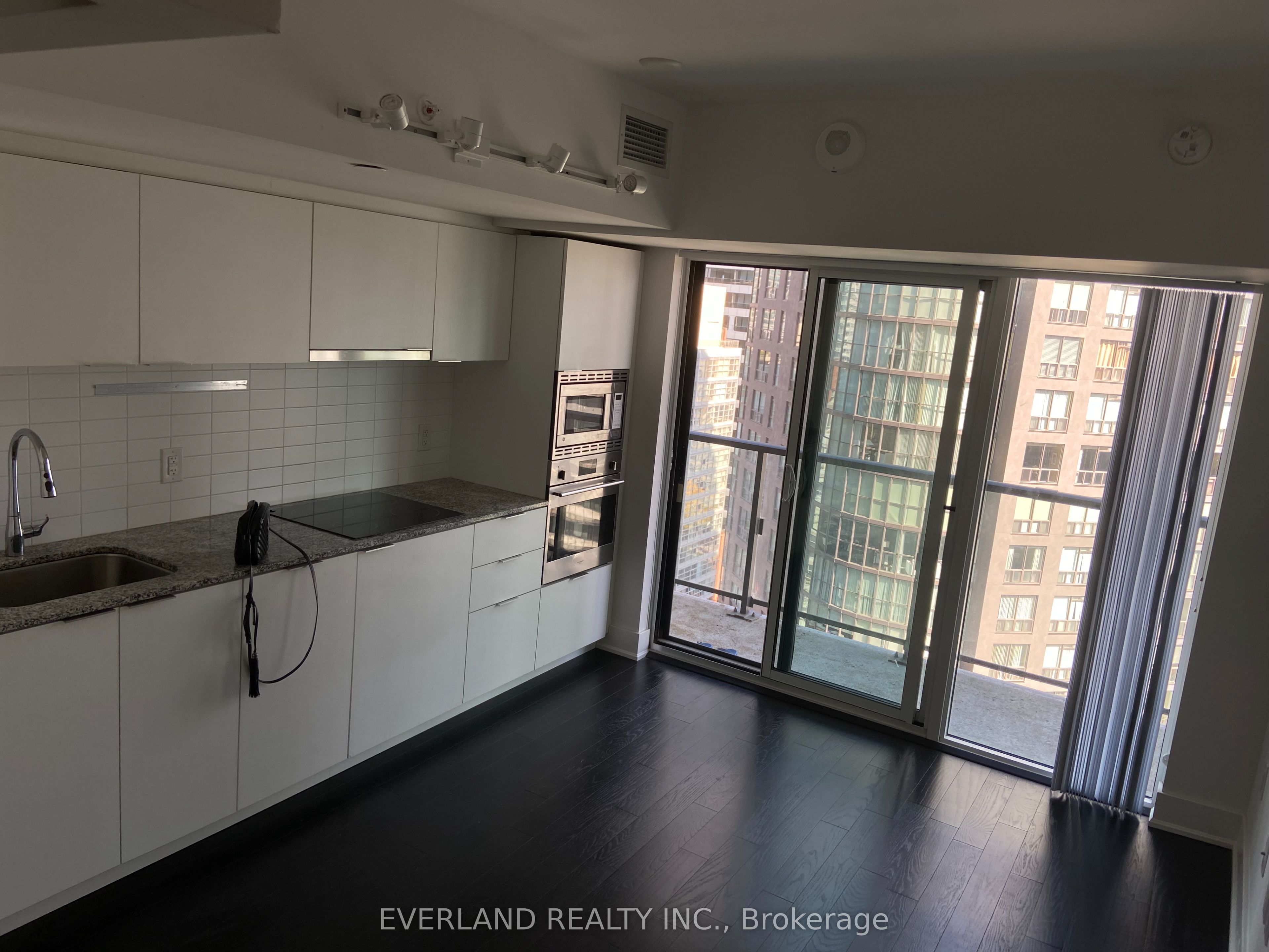 Additional image 5 of 1802-955 Bay Street, Toronto, ON, M5S 2A2
