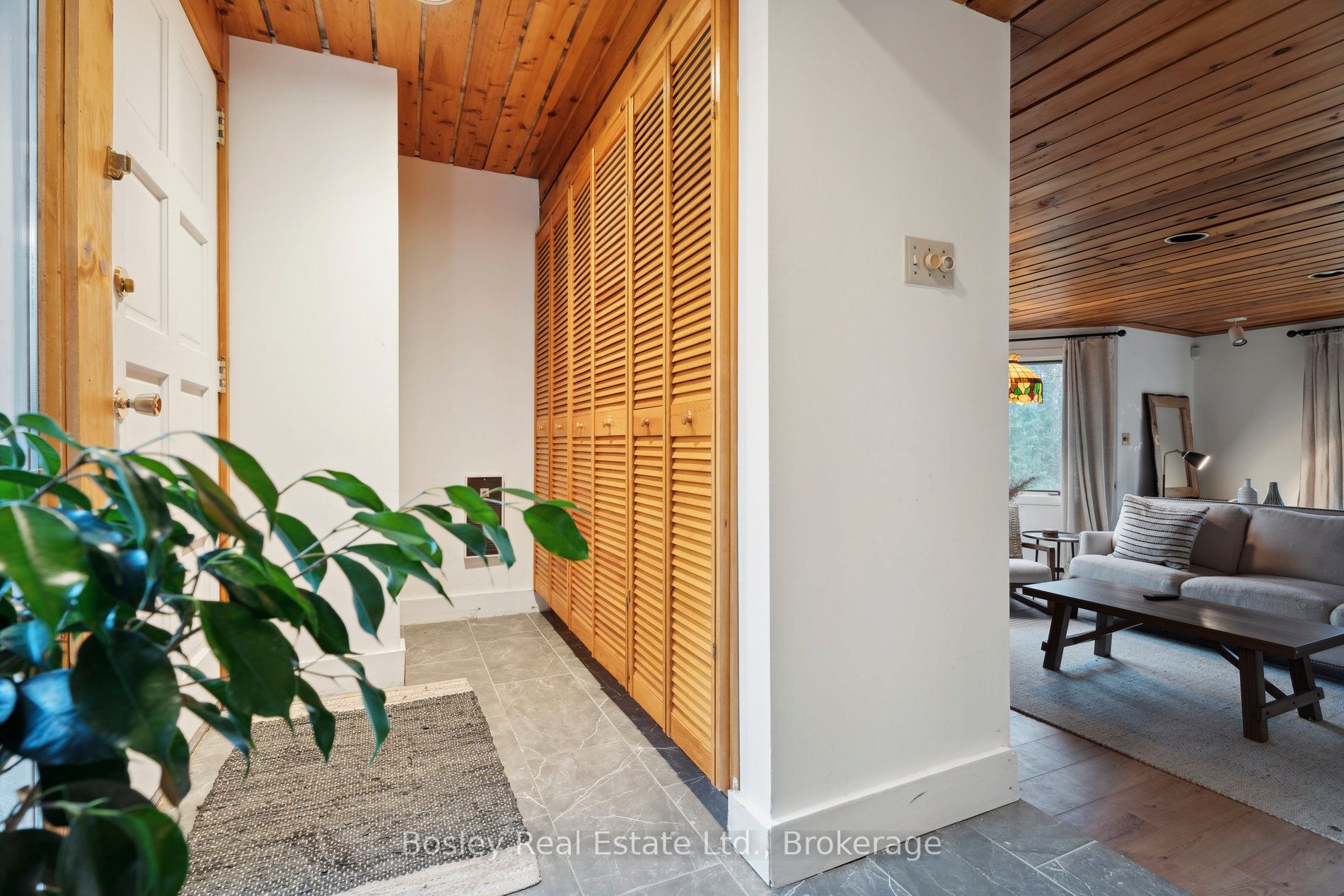 Additional image 5 of 101 St Moritz Crescent, Blue Mountains, ON, L9Y 0S6
