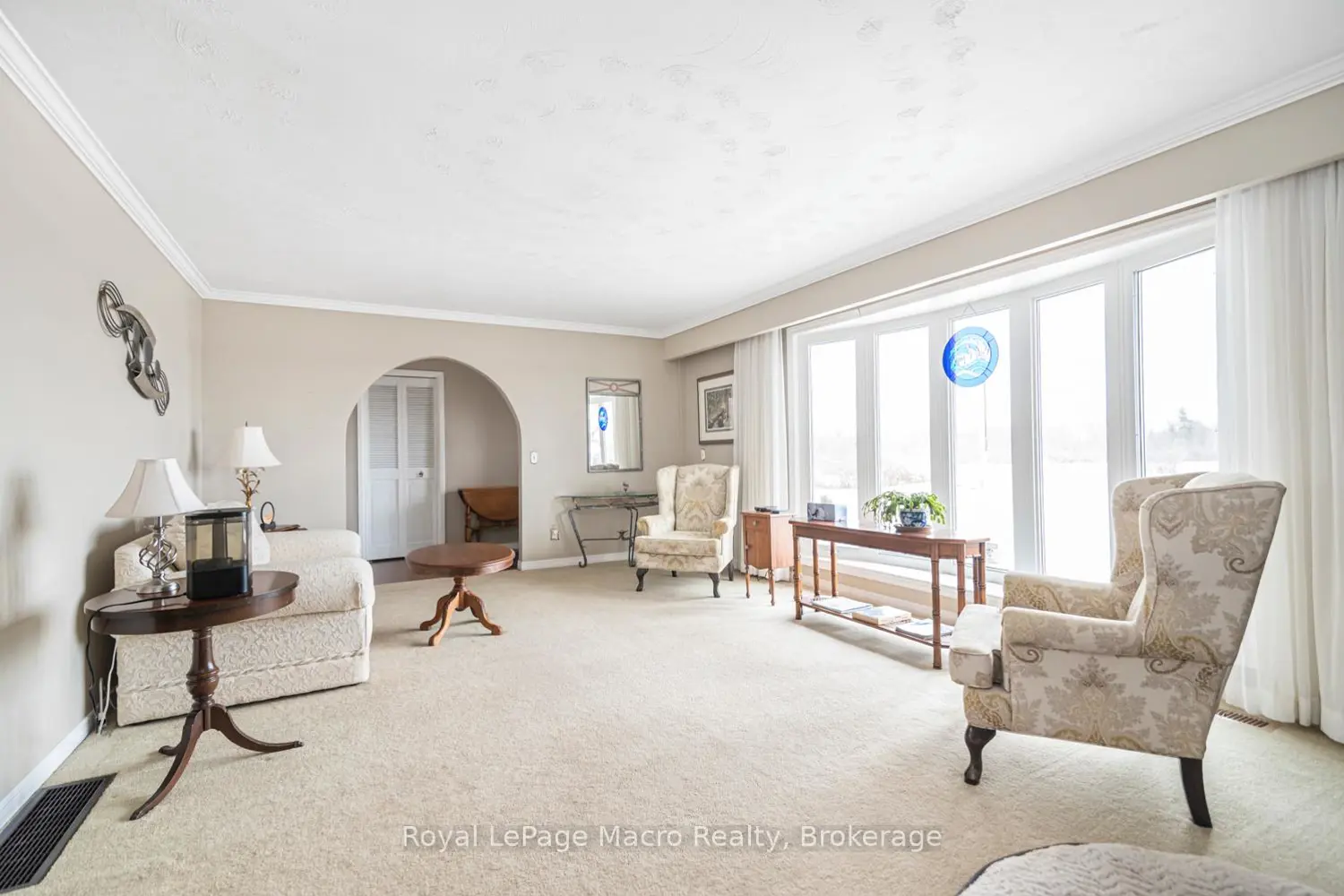 3271 Rainham Road photo 4