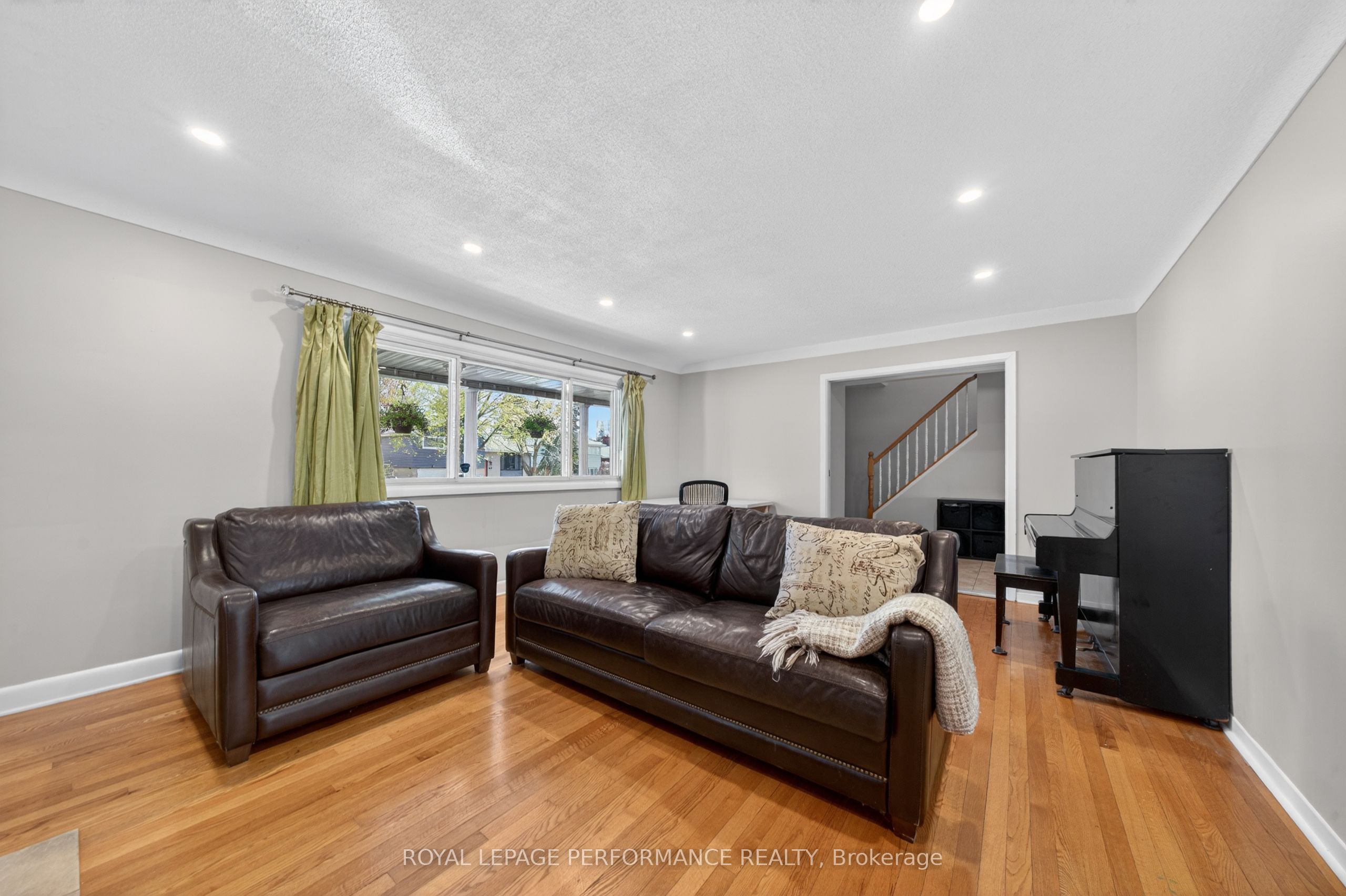 Additional image 6 of 1182 Greyrock Crescent, Ottawa, ON, K2C 2A4