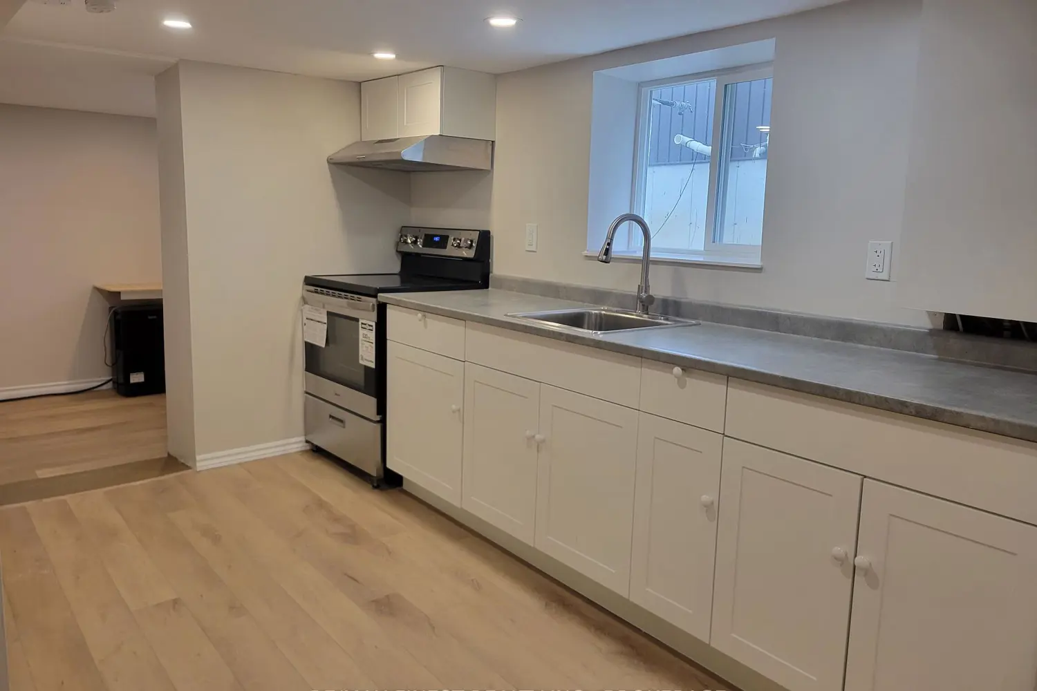 Additional image 13 of 48 Dundas Street