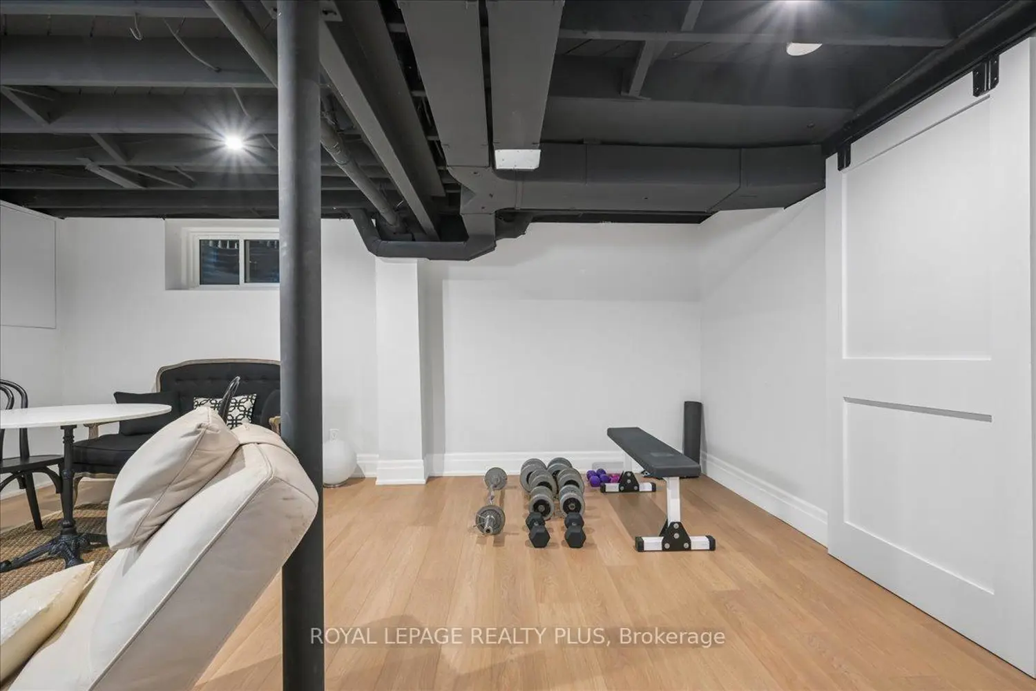 Additional image 16 of 1594 Calumet Place