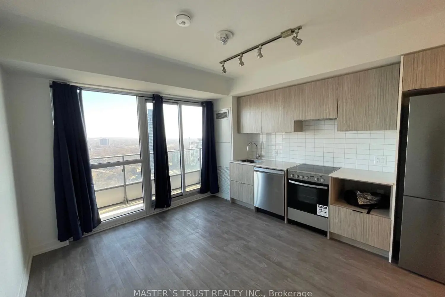 Additional image 4 of 395 Bloor Street 2609