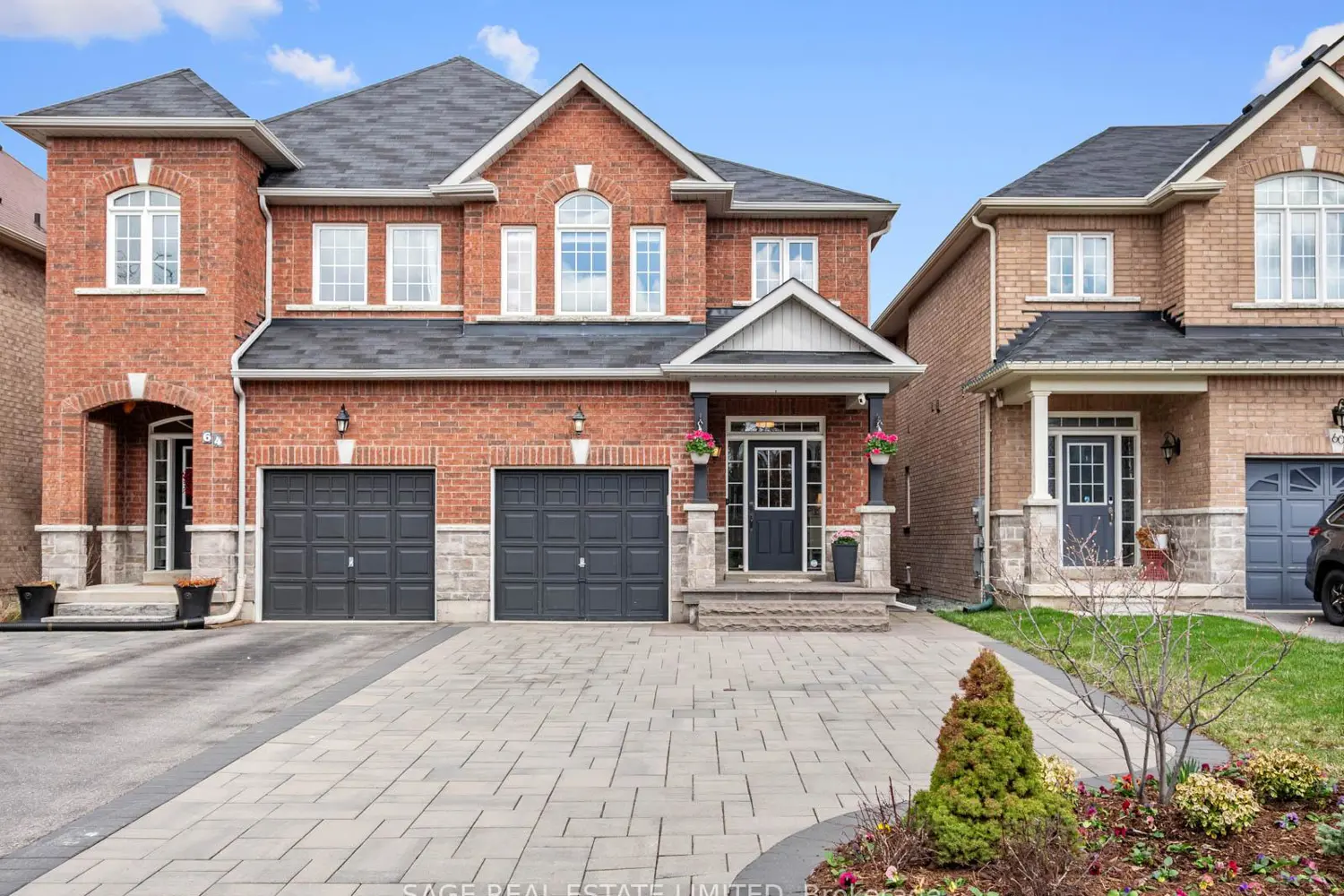62 Donald Stewart Crescent