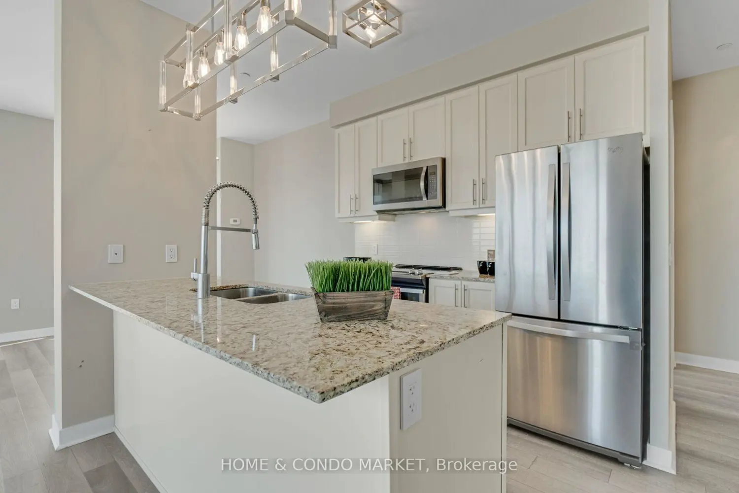 Additional image 9 of 3975 Grand Park Drive 2002