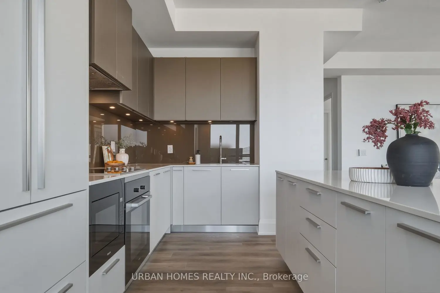 Additional image 4 of 65 Broadway Avenue 3601