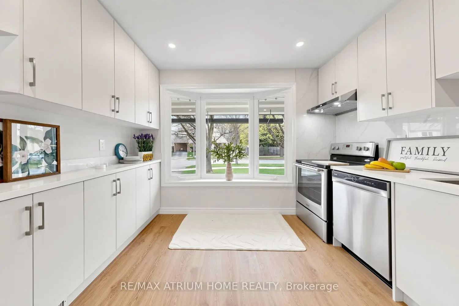 Additional image 5 of 13 Applegate Crescent