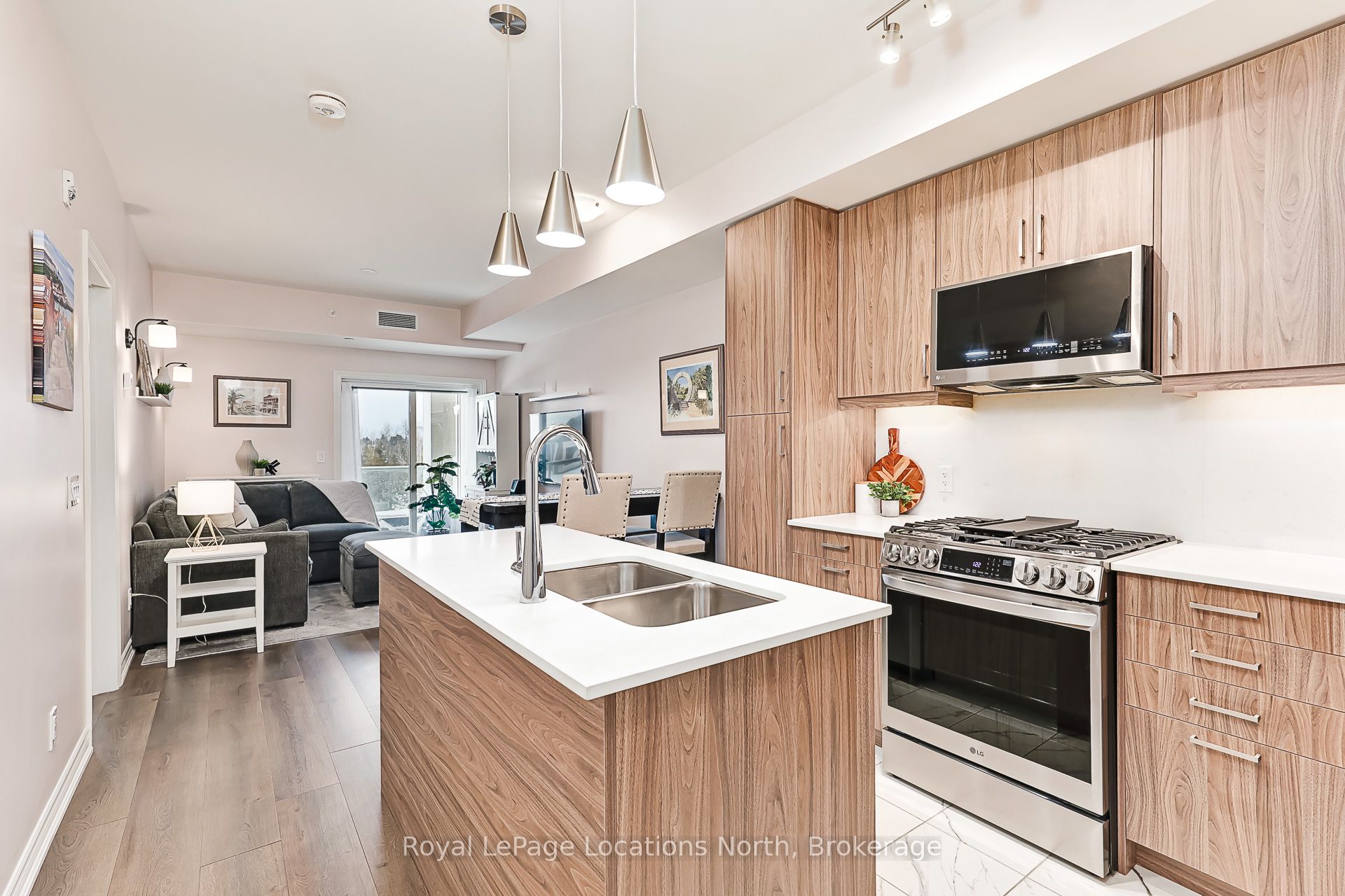Additional image 3 of 217-5 Spooner Crescent, Collingwood, ON, L9Y 1T3