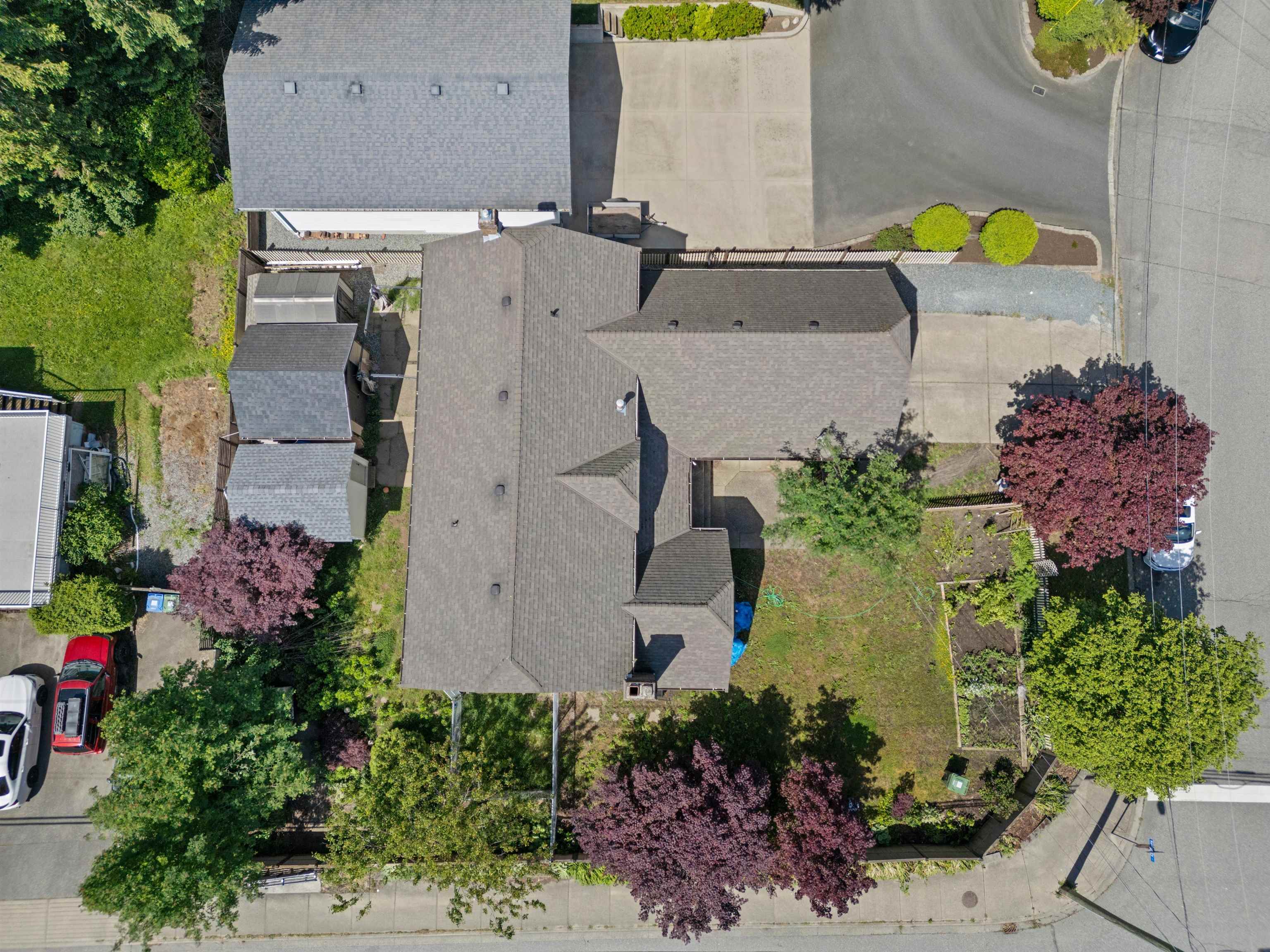 1648 Kempley Court, Abbotsford, BC, V2S 5A6 photo 2