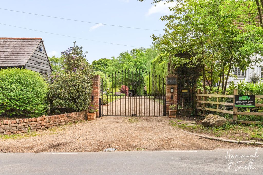Additional image 31 of 6 bed barn conversion to rentWoodside, Epping CM16
