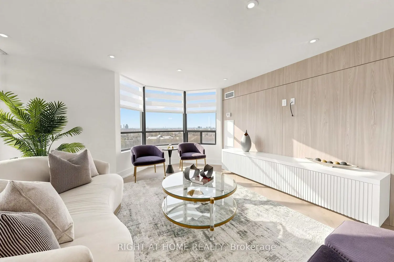 7420 Bathurst Street 1510