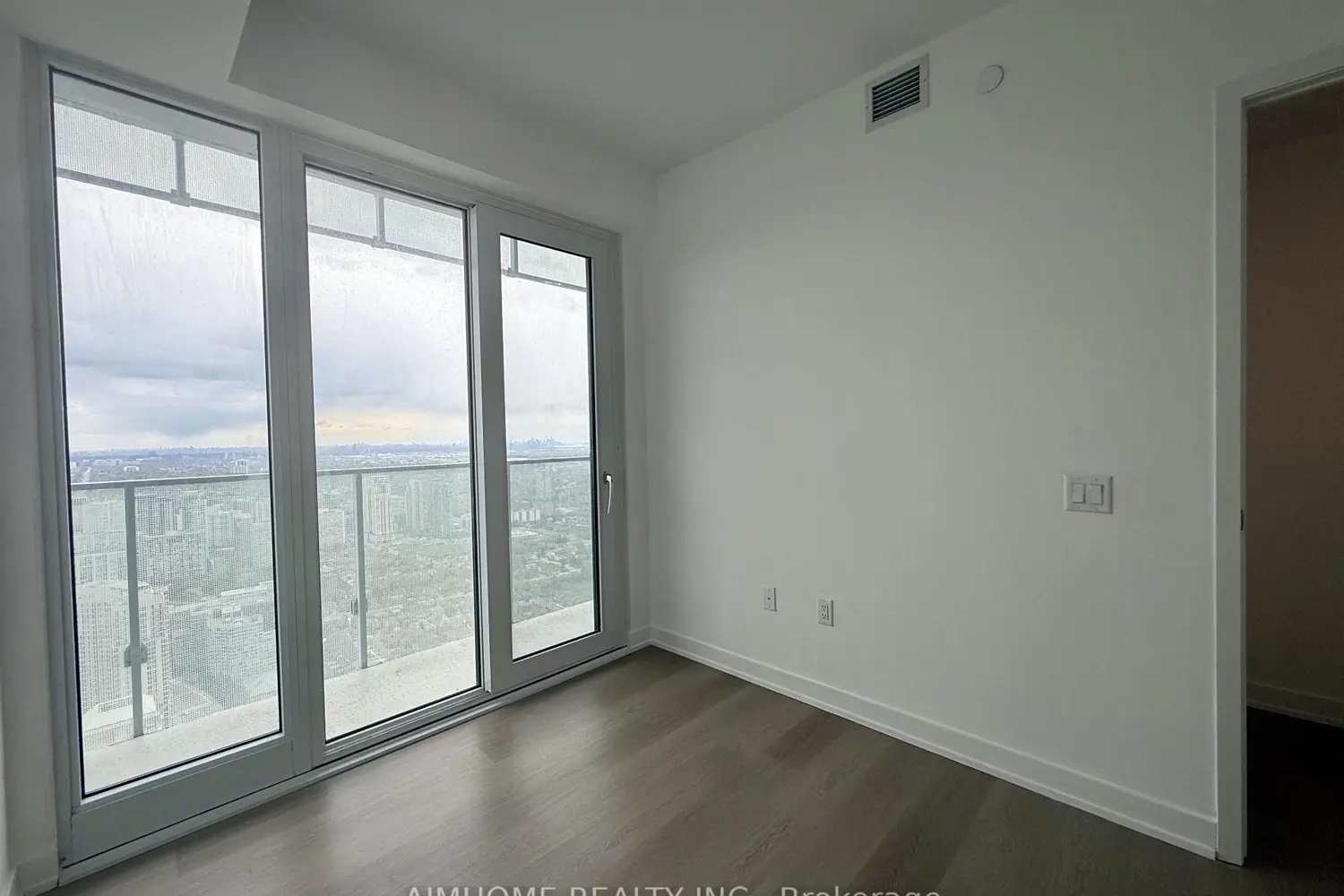 Additional image 5 of 3883 Quartz Road 5604
