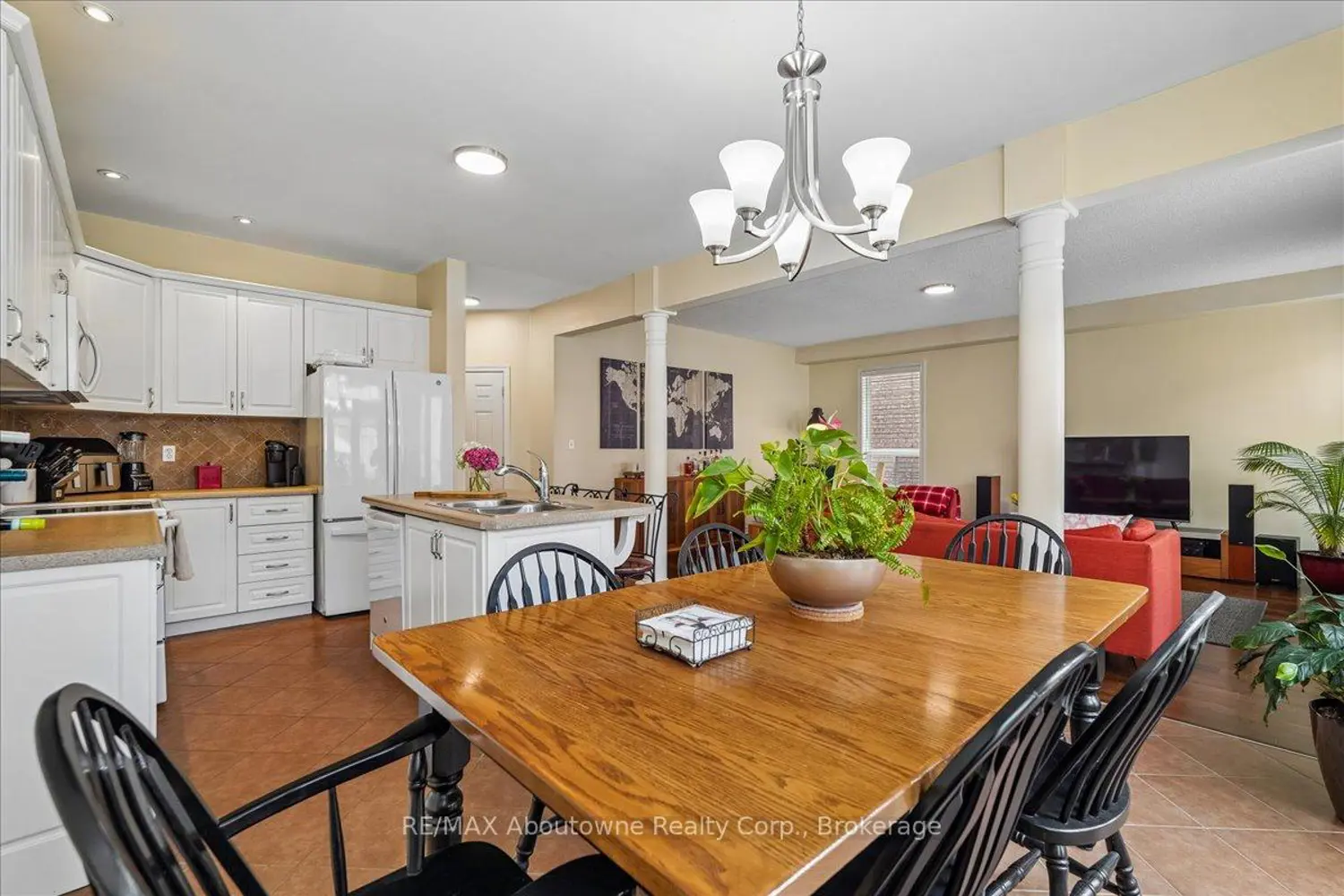 Additional image 9 of 4679 Webb Street