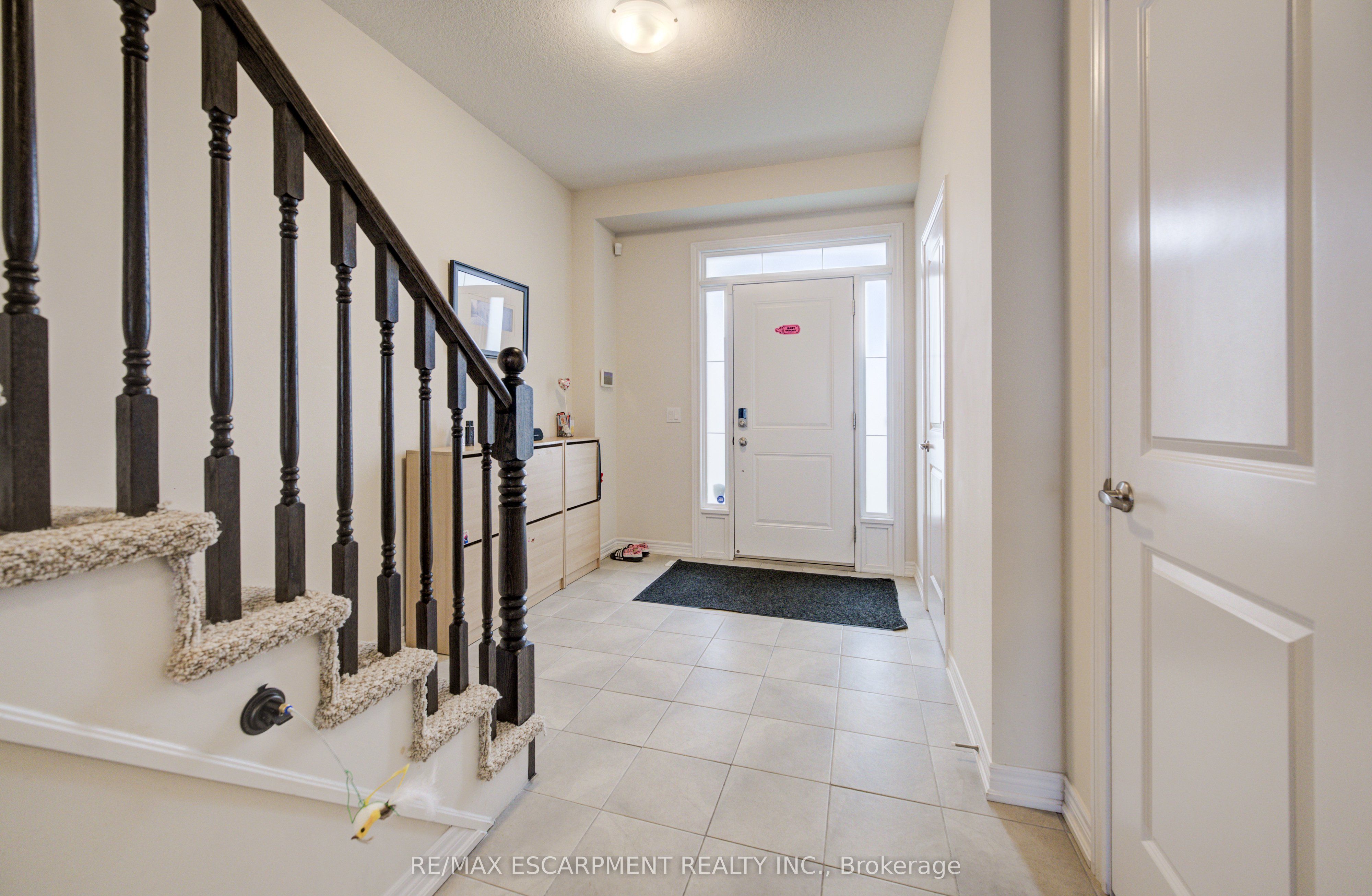 Additional image 4 of 3352 Stalybridge Drive, Oakville, ON, L6M 1N9