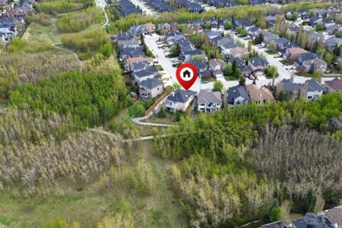 Additional image 7 of 72 Strathlea Place SW, Calgary, AB, T3H 4T5