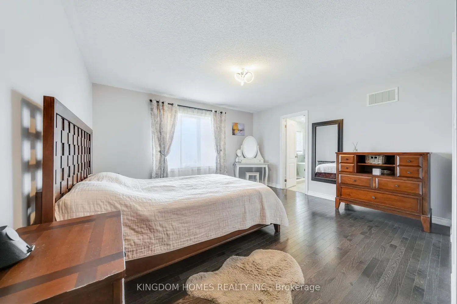 Additional image 14 of 1152 Peelar Crescent