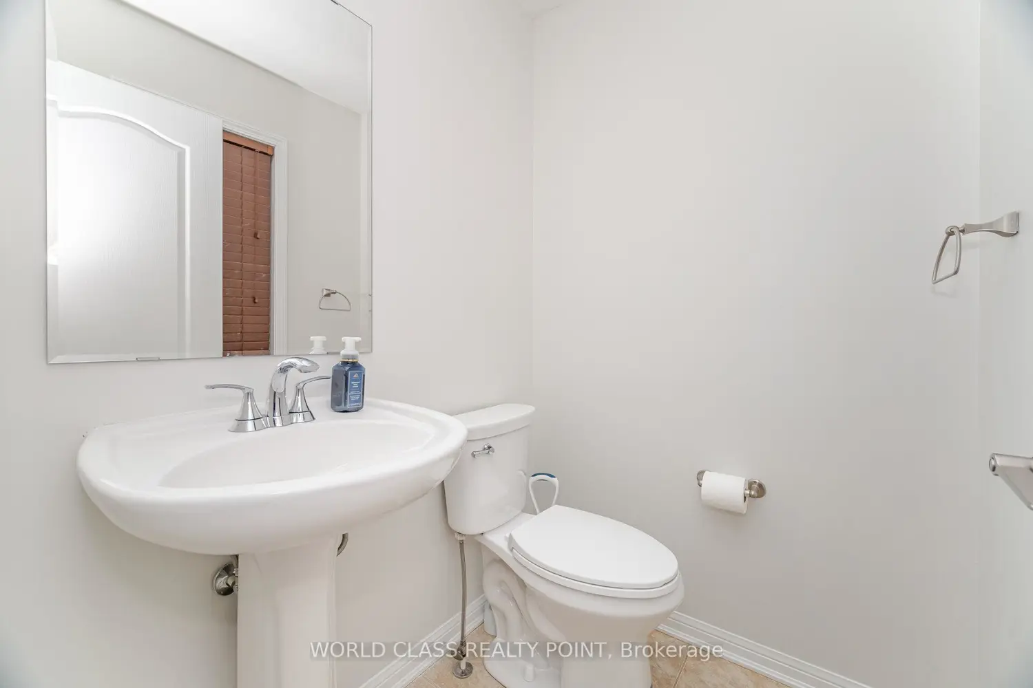 834 Herman Way photo 2