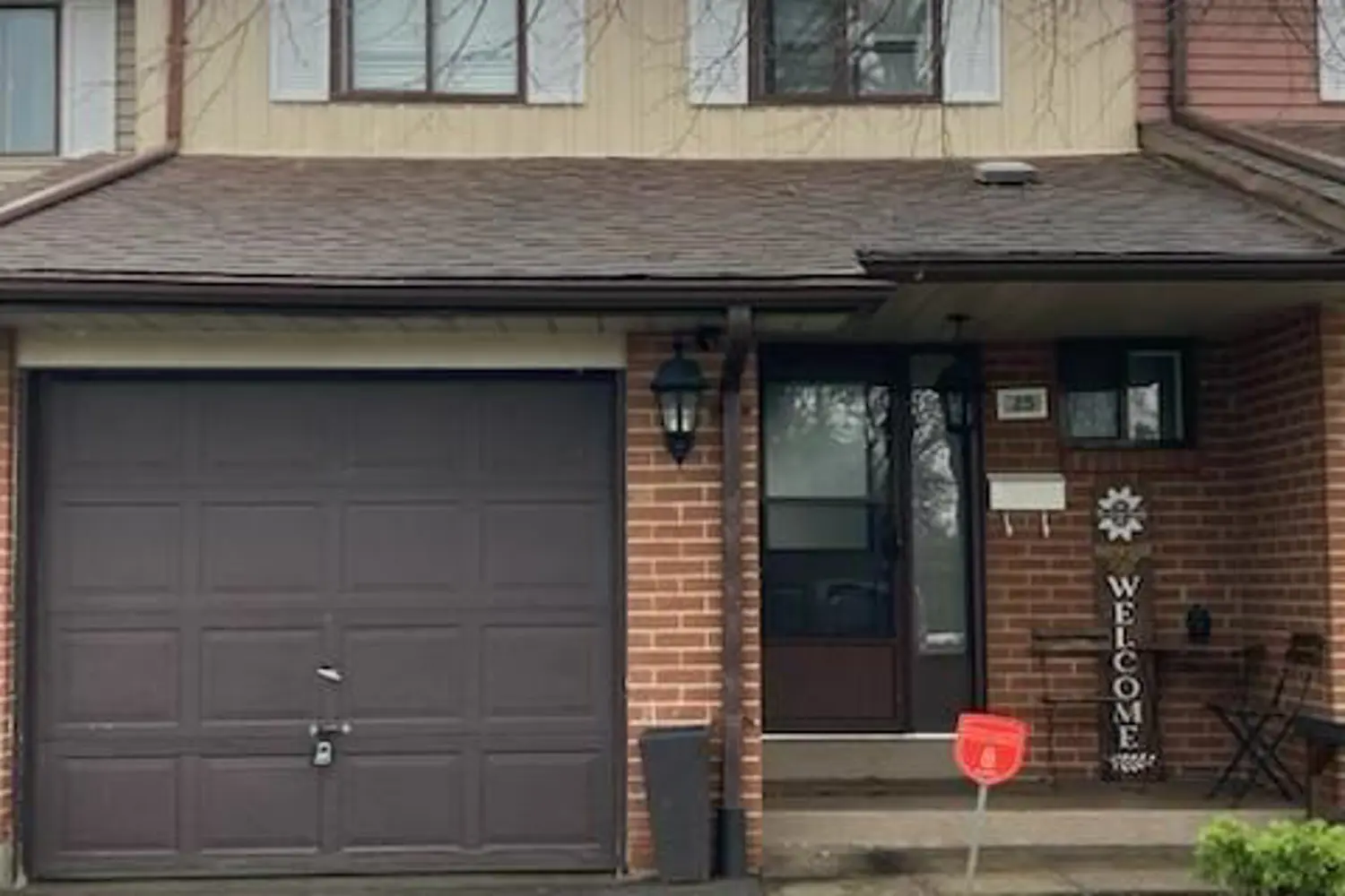 25 Baronwood Court