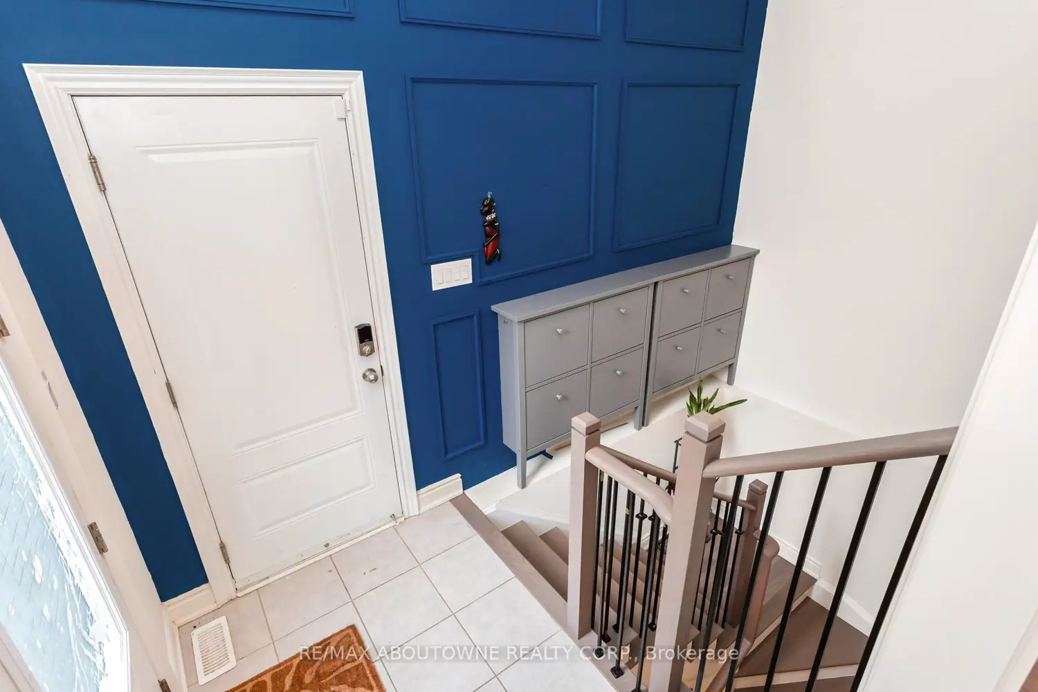 Additional image 15 of 3294 Millicent Avenue