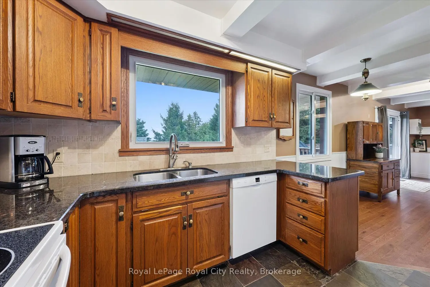 7463 Conservation Road photo 5