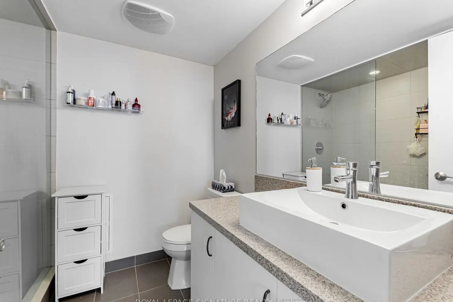Additional image 14 of 500 St Clair Avenue 1607