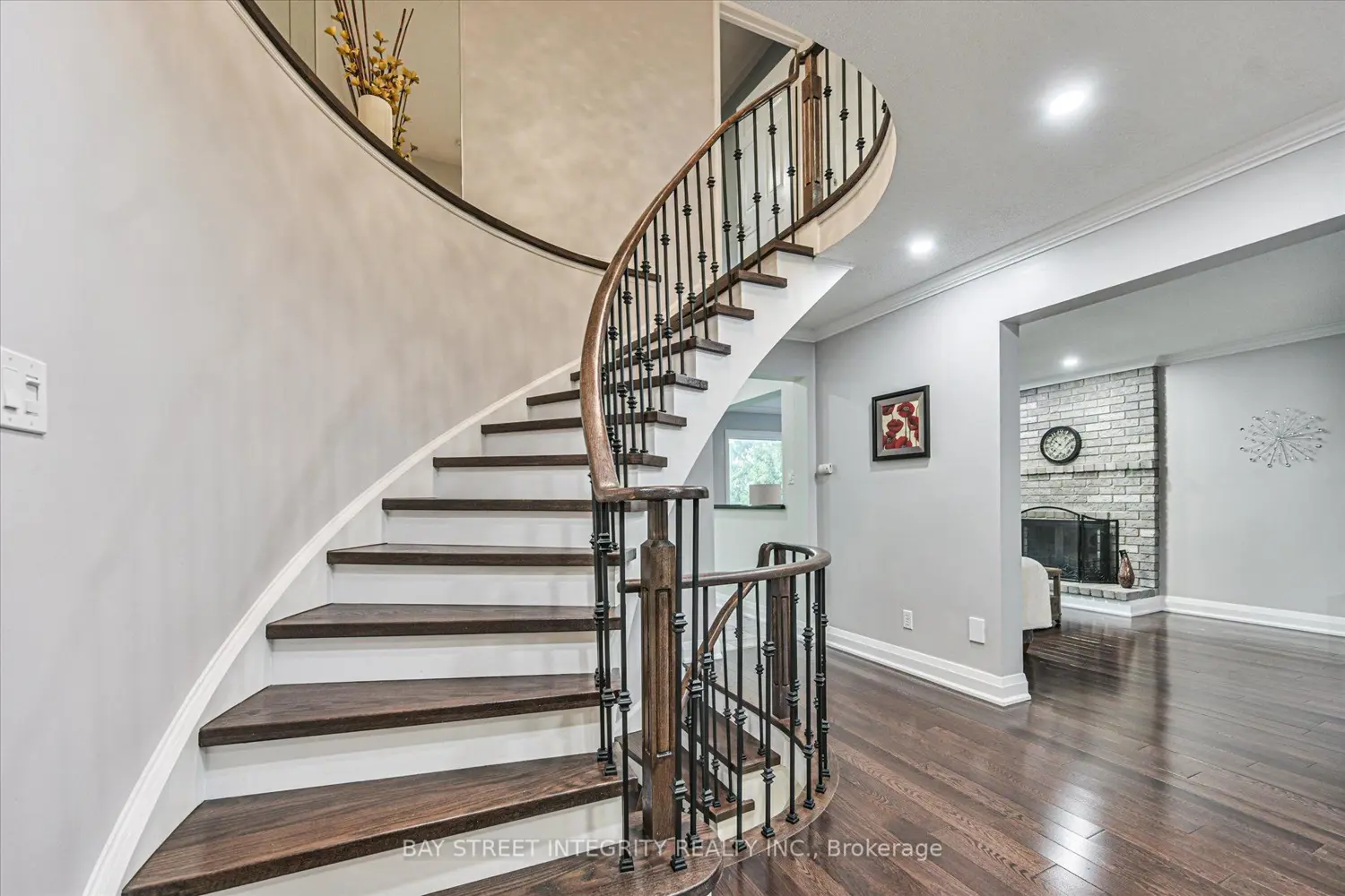 Additional image 8 of 535 Malvern Crescent
