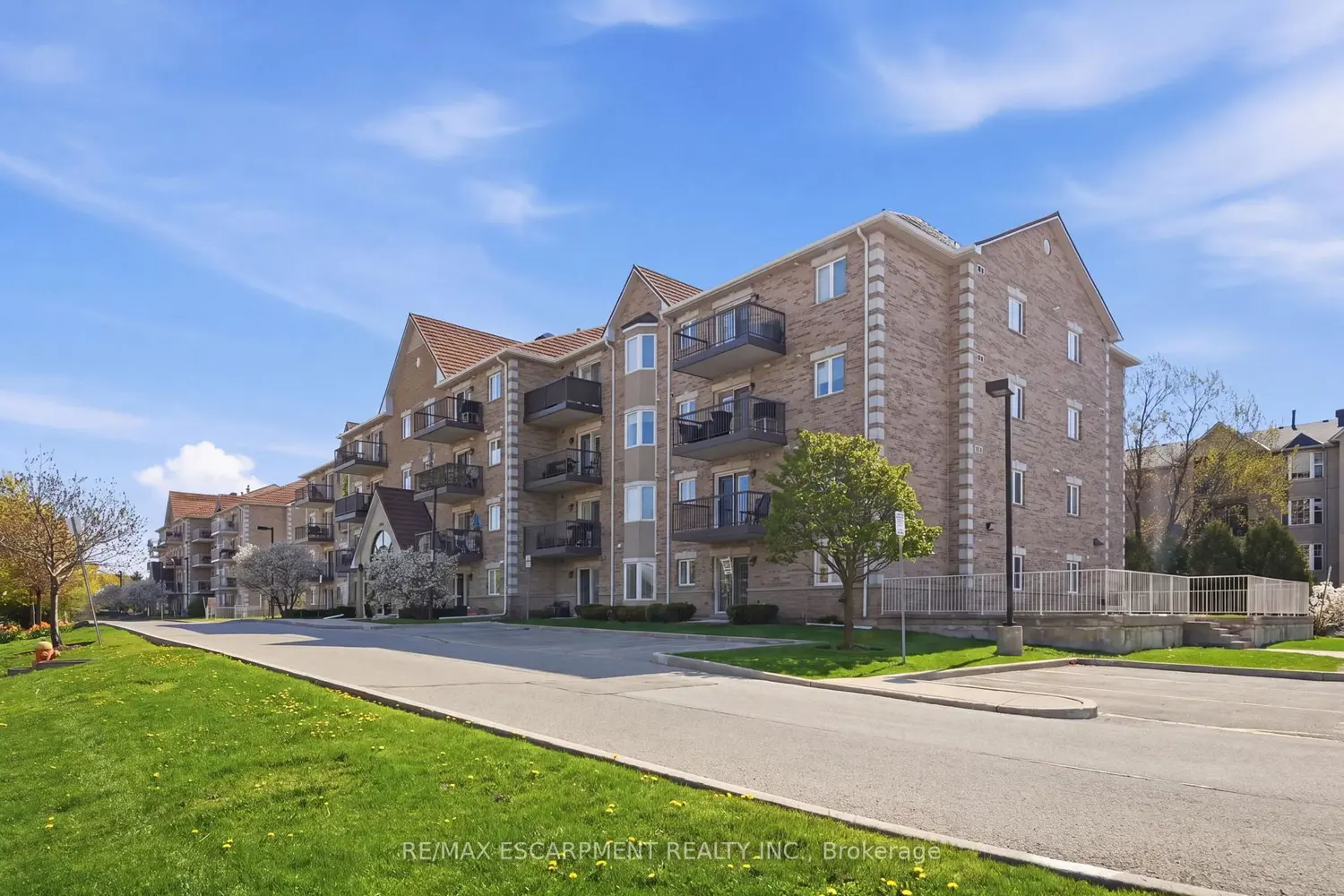 Additional image 18 of 4006 Kilmer Drive 407