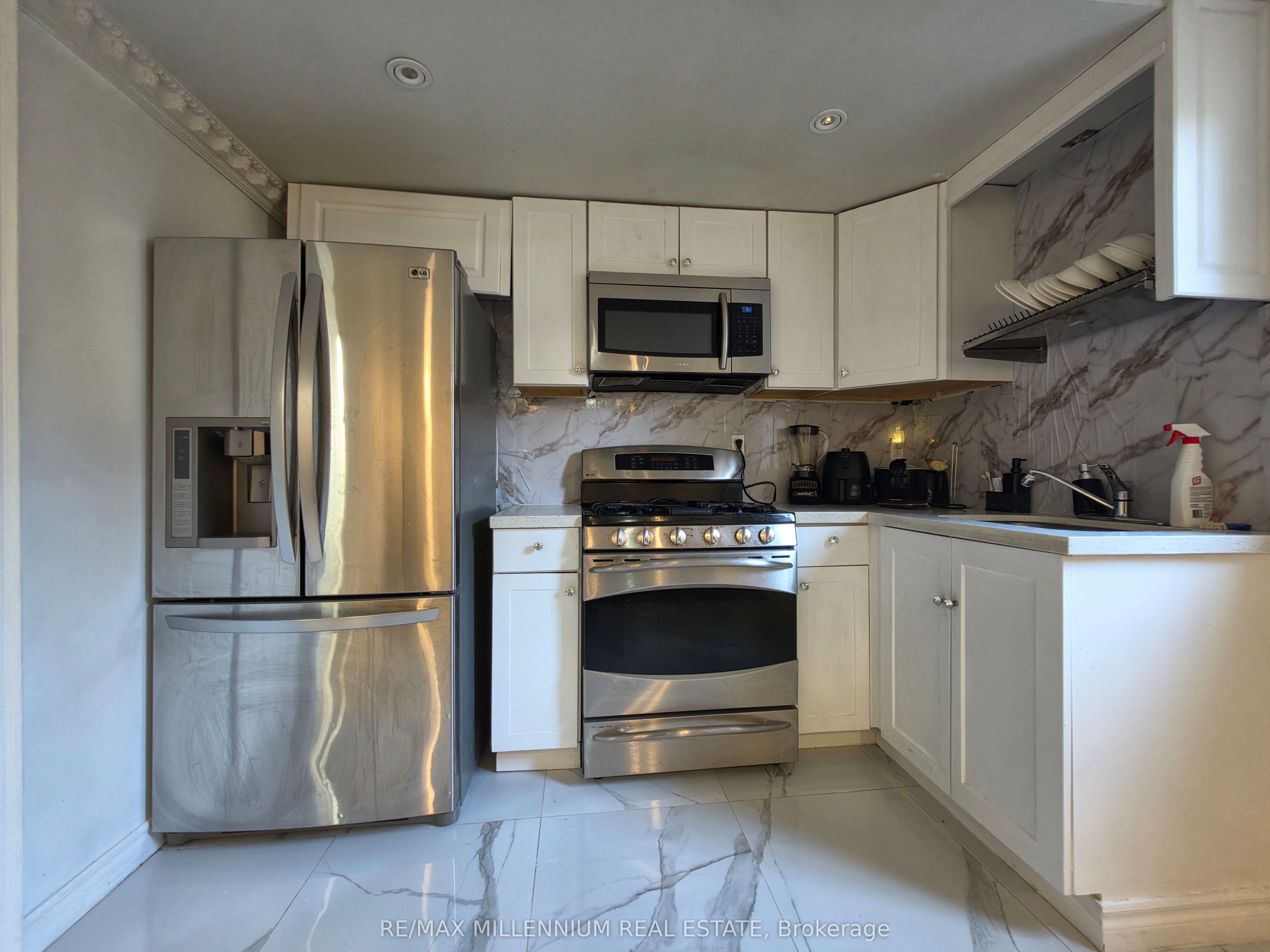 Lower-66 Overlord Crescent, Toronto, ON, M1B 4P2