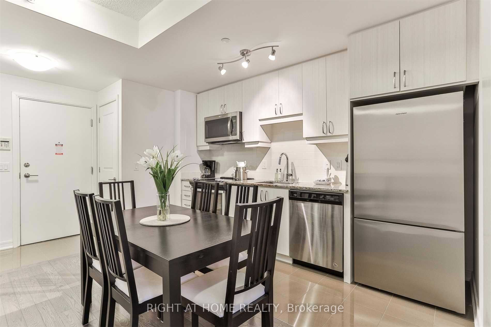 Additional image 4 of Se320-9199 Yonge Street, Richmond Hill, ON, L4C 1H7