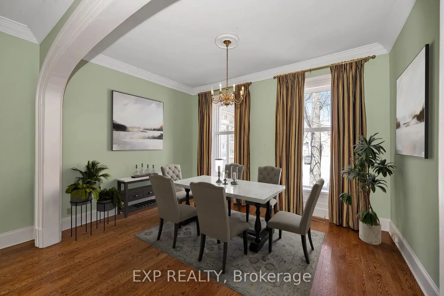 274 Daly Avenue 2 photo 3