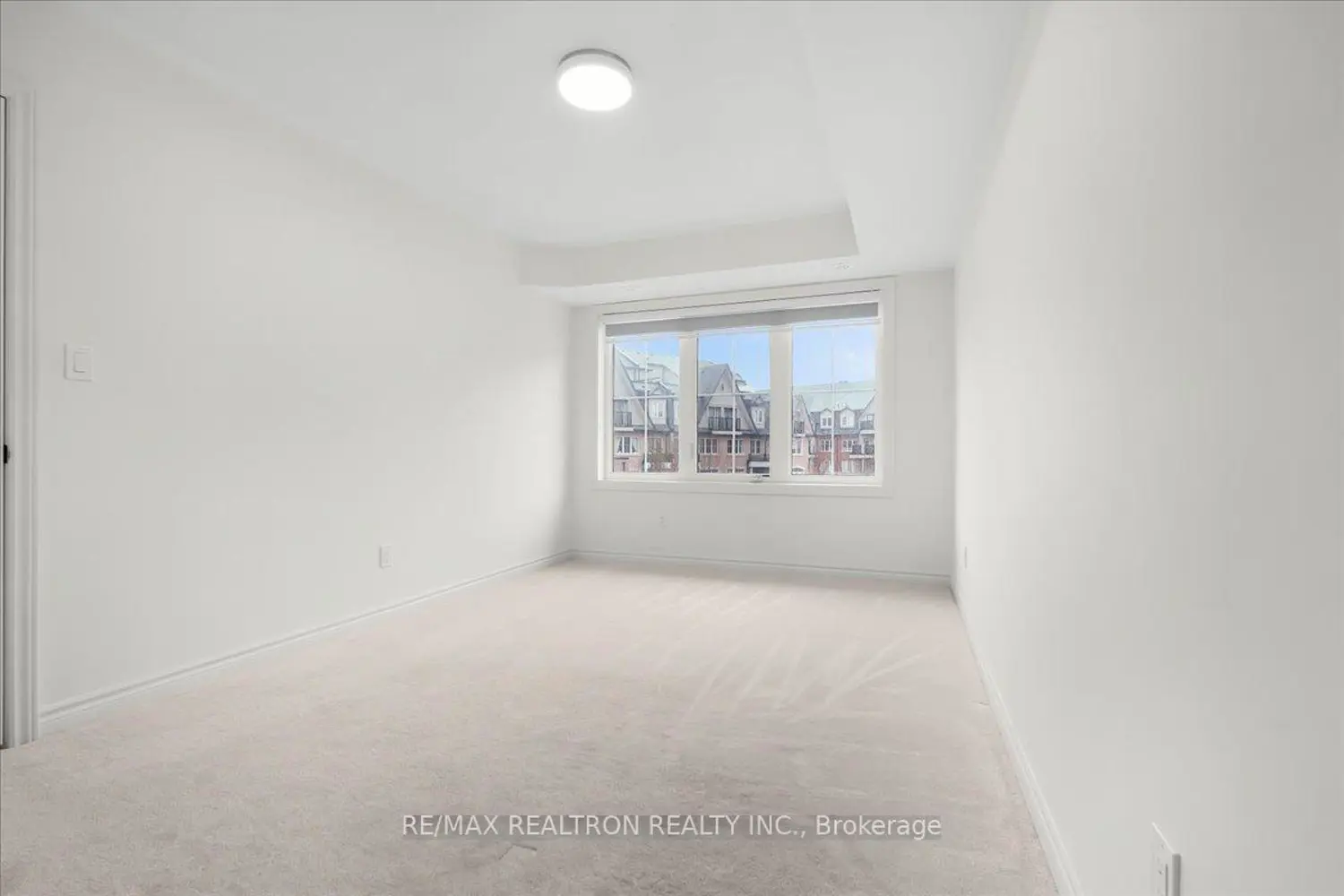 Additional image 9 of 8 Eaton Park Lane 17