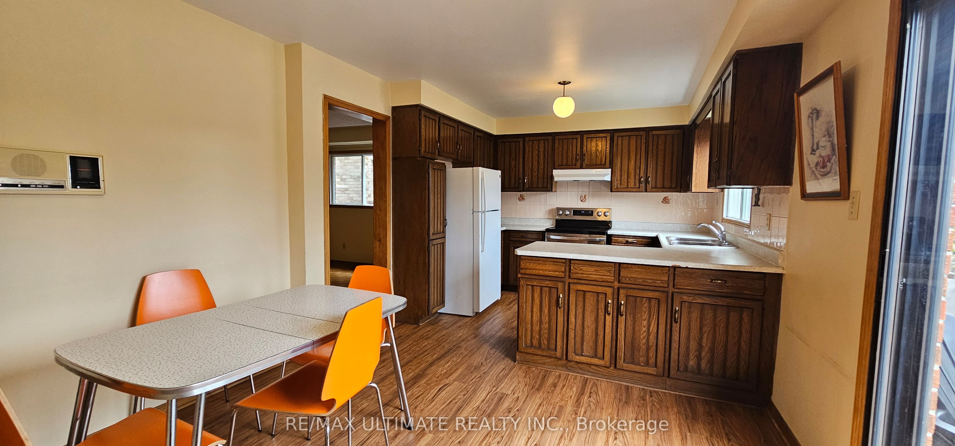 Additional image 3 of Main Floor-1282 Dexter Crescent, Mississauga, ON, L5G 4R6