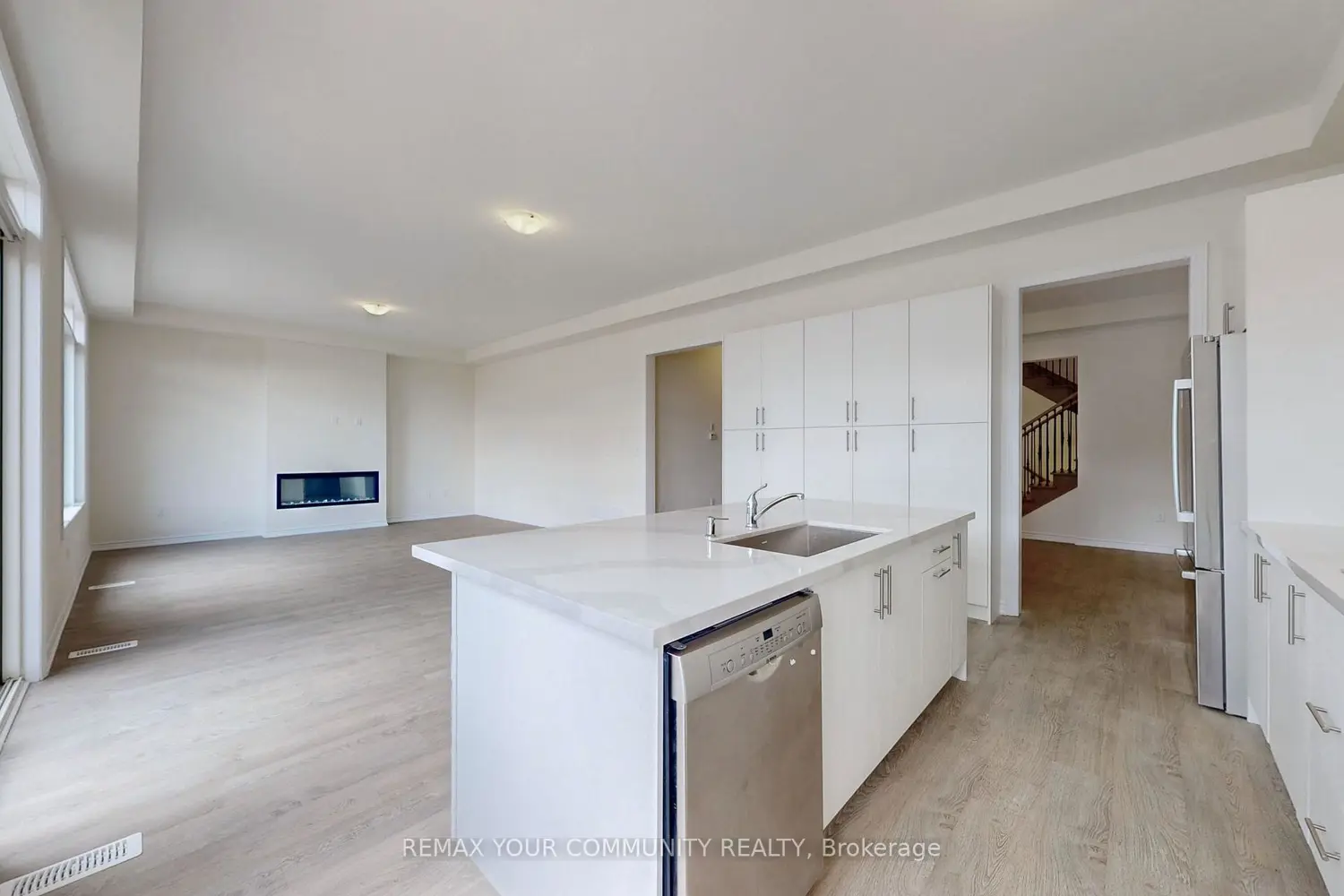 Additional image 6 of 105 Halldorson Avenue