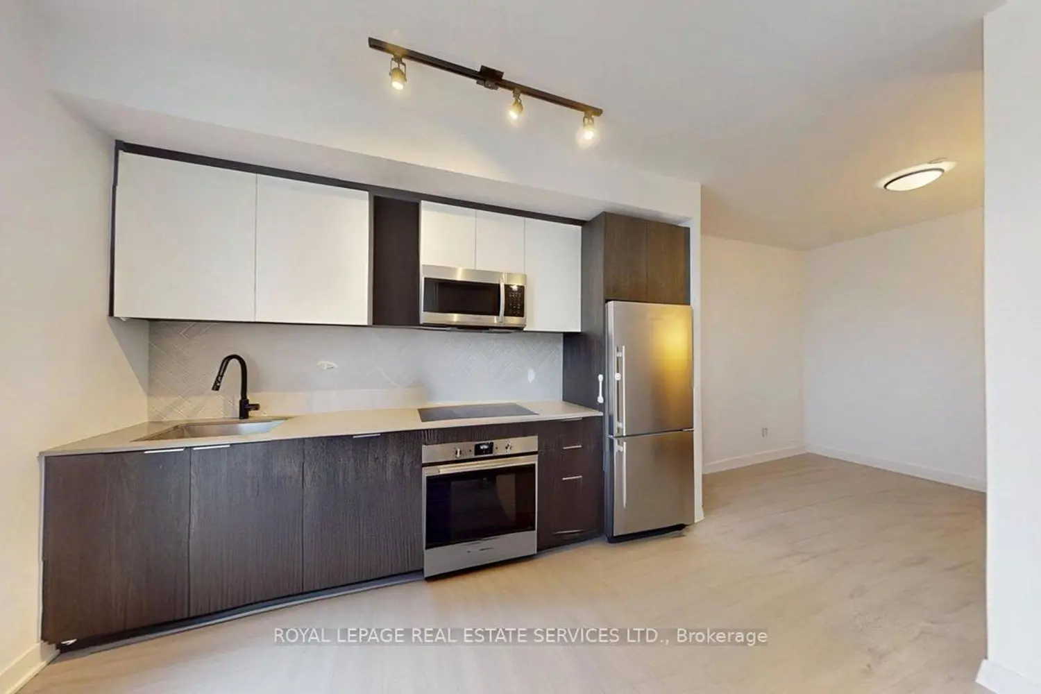 Additional image 3 of 36 Zorra Street 105