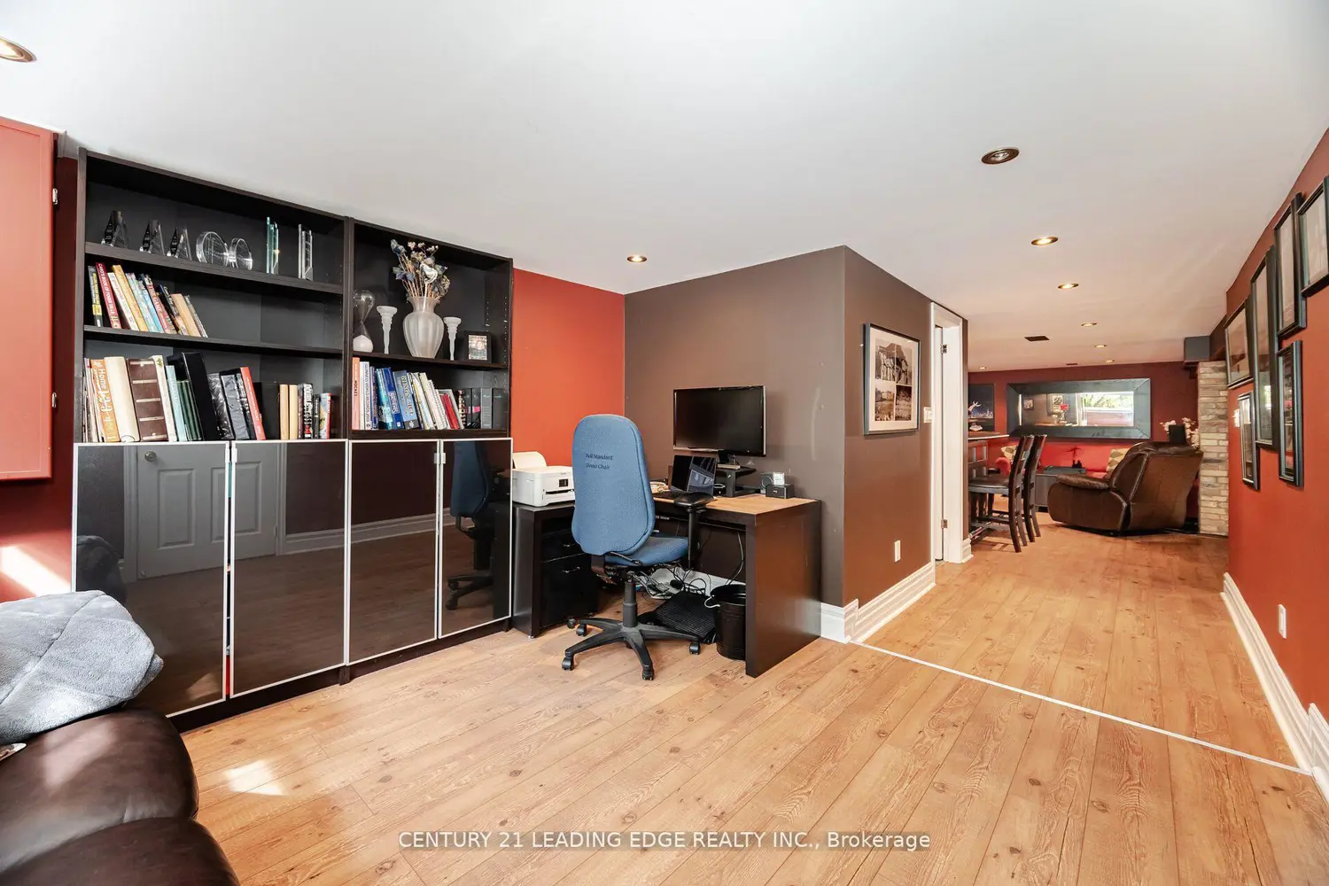 Additional image 12 of 586 Curzon Avenue