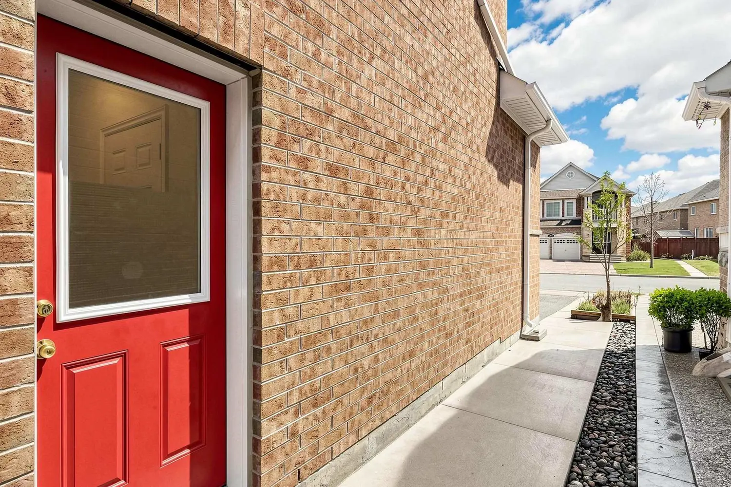 Additional image 17 of 51 Drummondville Drive